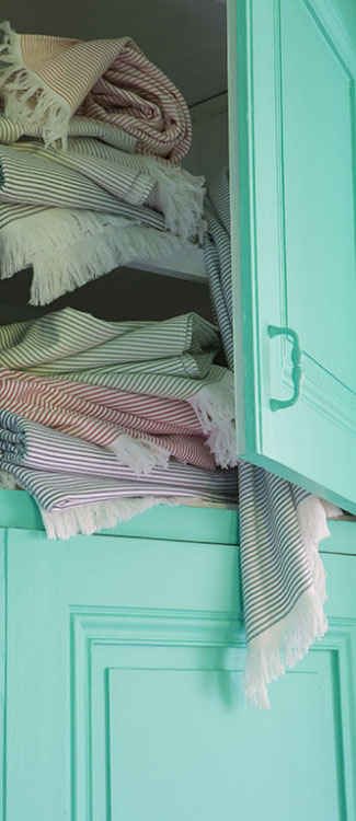 serviettes lulu dans armoire