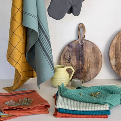 torchons avec accessoires de cuisine